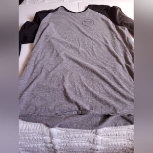 Brixton Black/Gray Raglan Size XL.